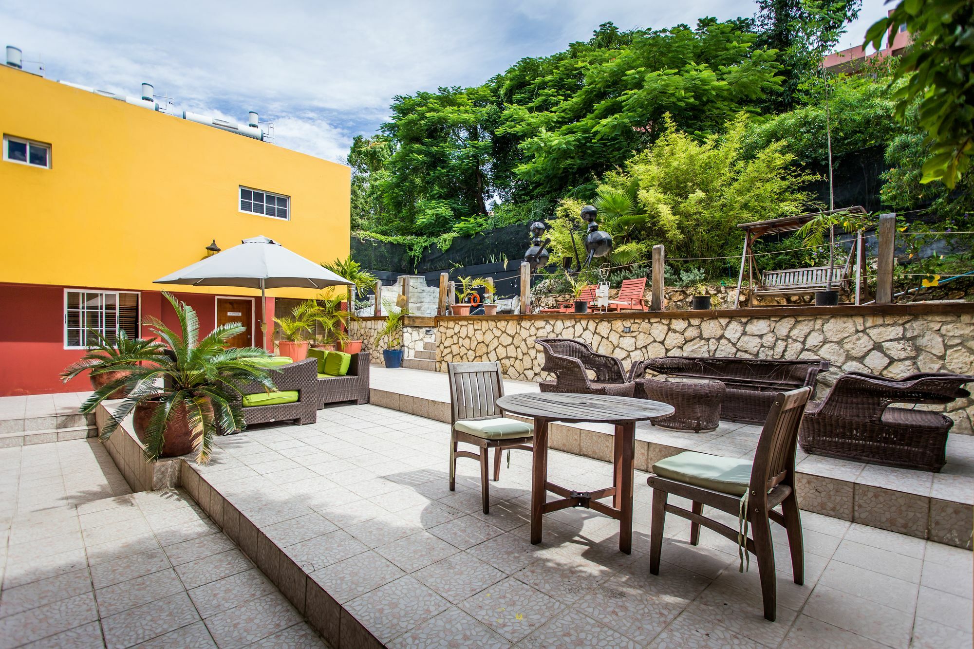 Altamont West Hotel Teluk Montego Bagian luar foto