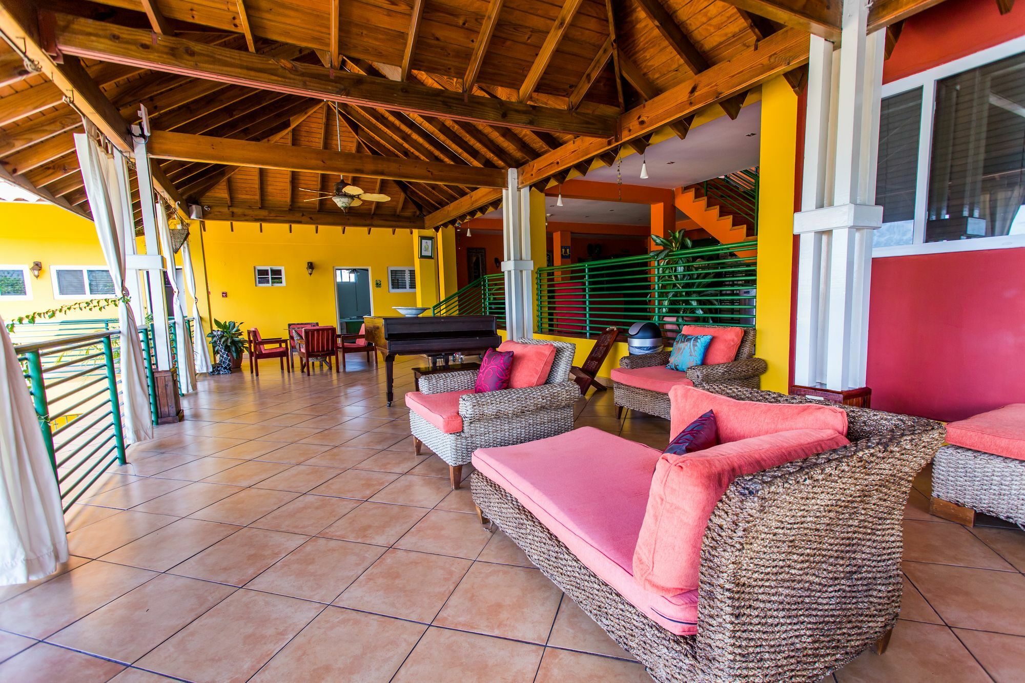 Altamont West Hotel Teluk Montego Bagian luar foto